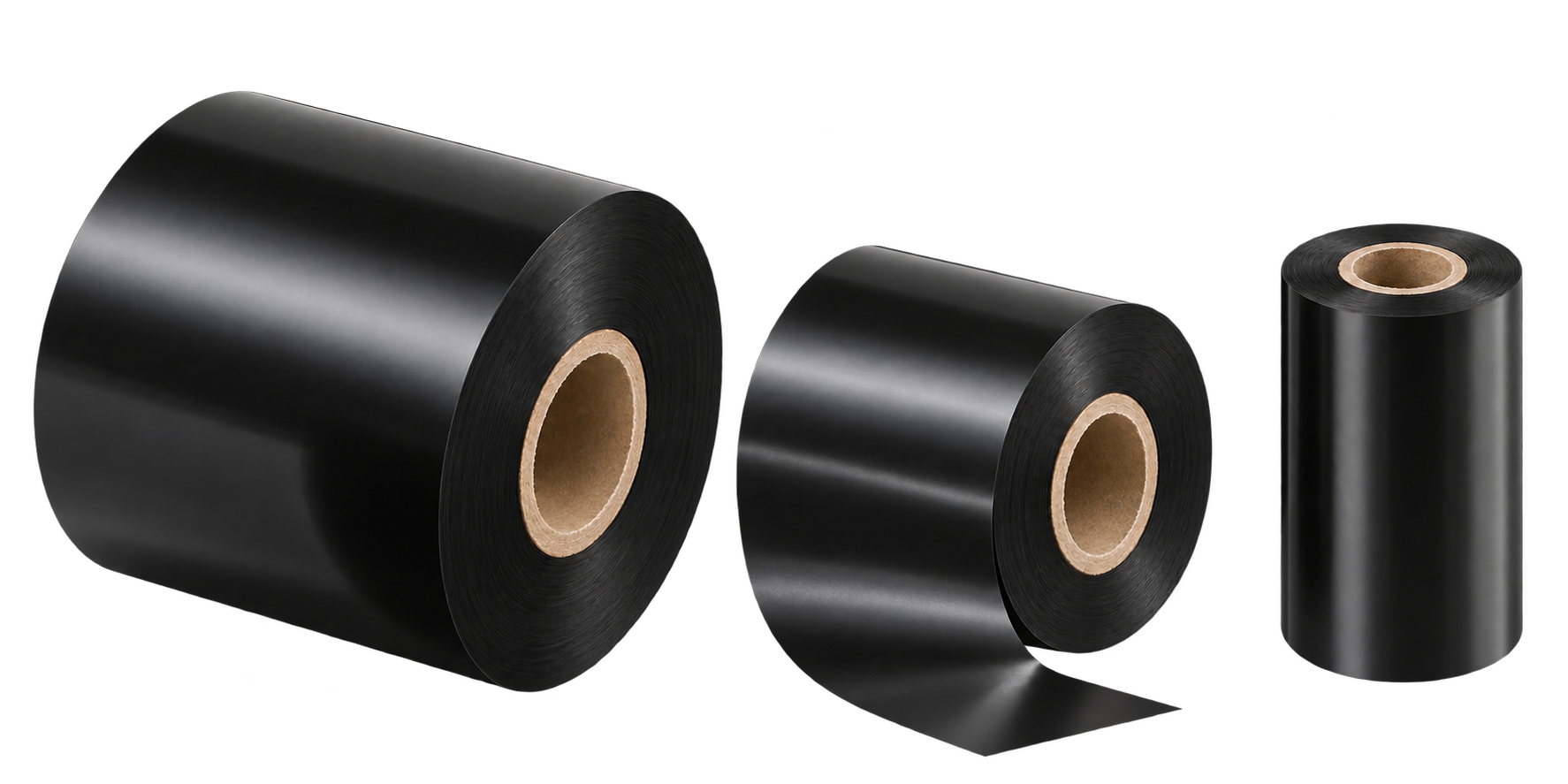 Tres rollos de ribbon negro de distintos anchos, separados entre sí